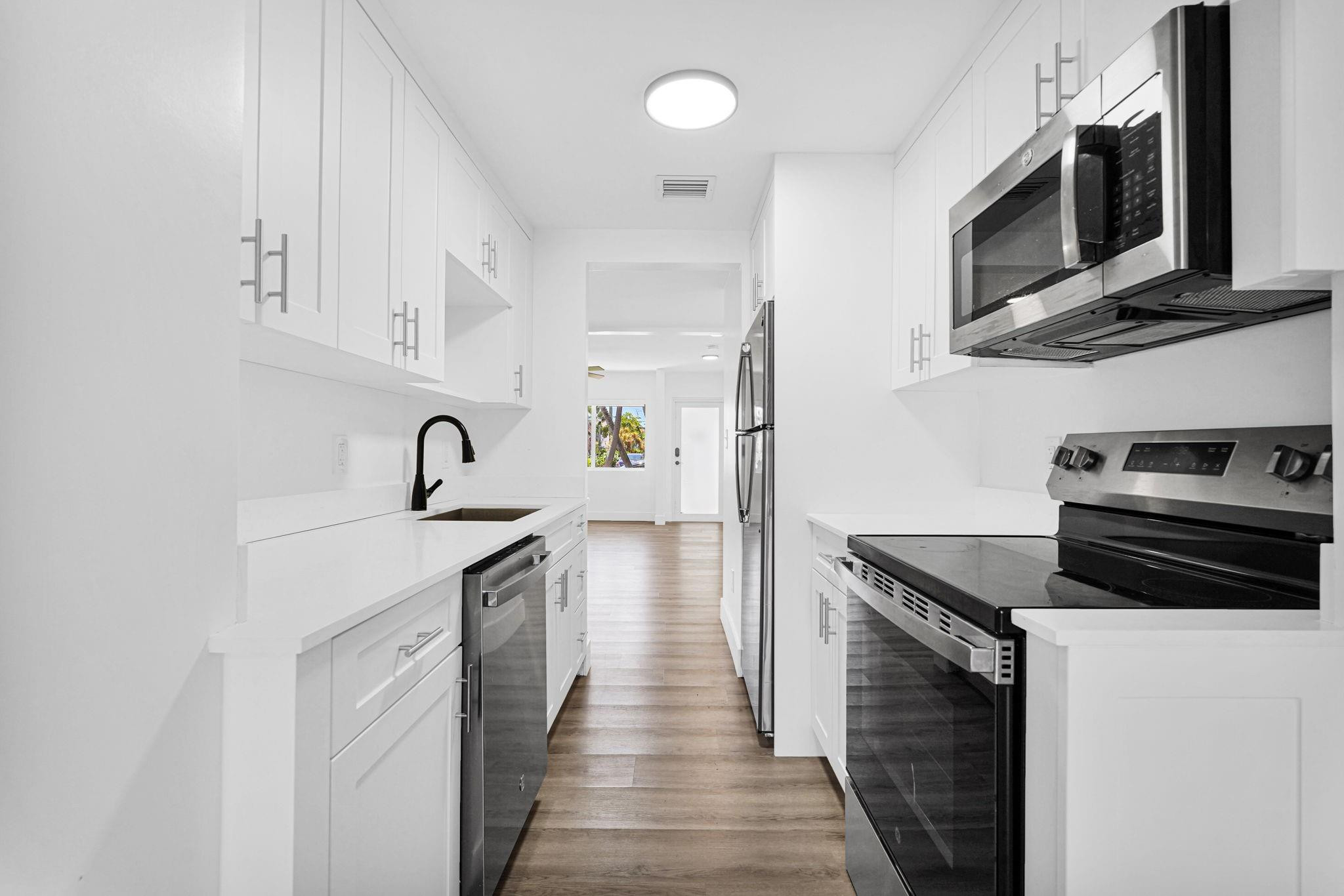 725 81st Street Miami Beach, FL 33141 - Photo 30 of 71 Photo 30