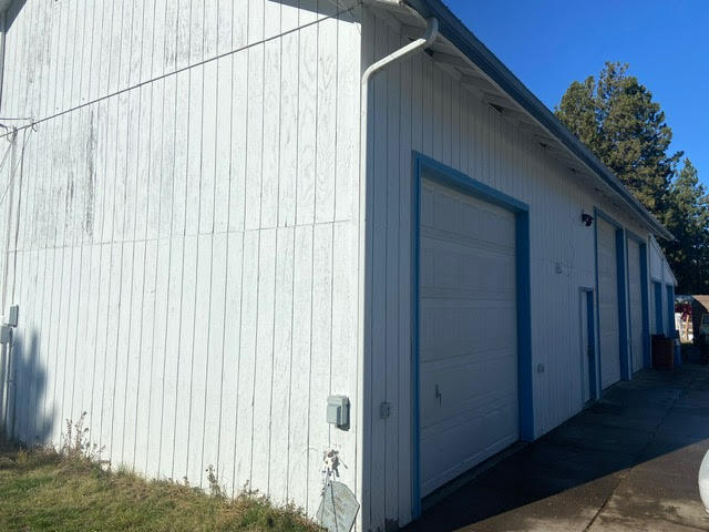 19850 Rocking Horse Road Bend, OR 97702 - Photo 18 of 33