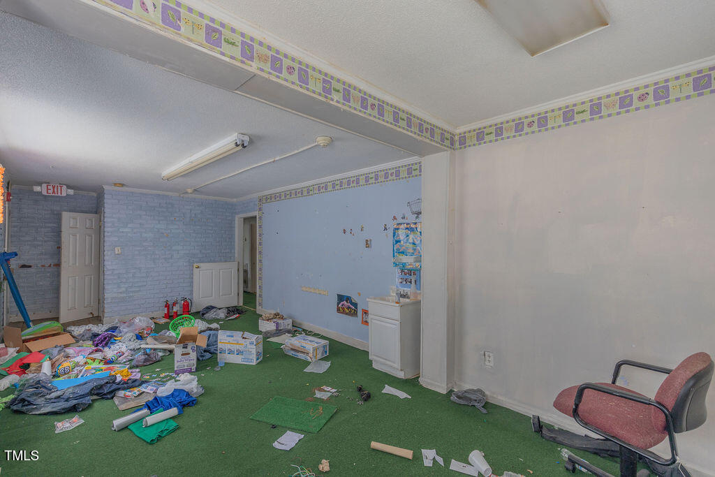 301 North King Charles Road Raleigh, NC 27610 - Photo 13 of 22 297A8523