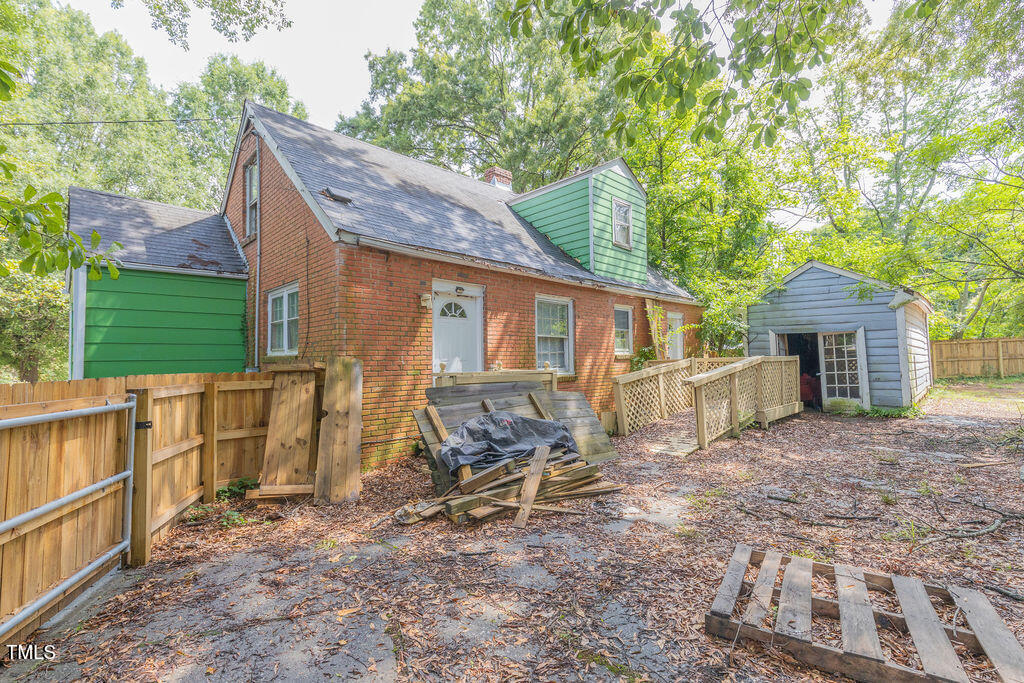 301 North King Charles Road Raleigh, NC 27610 - Photo 9 of 22 297A8505