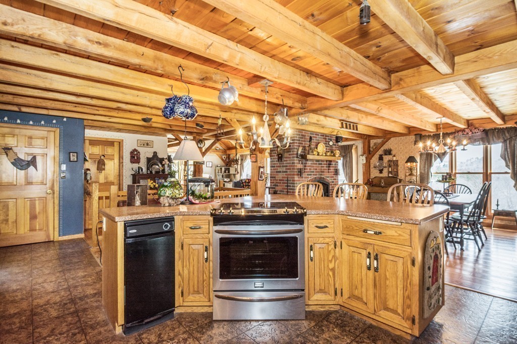 29 Cooney Road Spencer, MA 01562 - Photo 7 of 30 Gallery Image 7