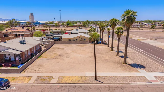 $199,000 | 2203 West Jefferson Street, Unit 1, Phoenix, AZ 85009