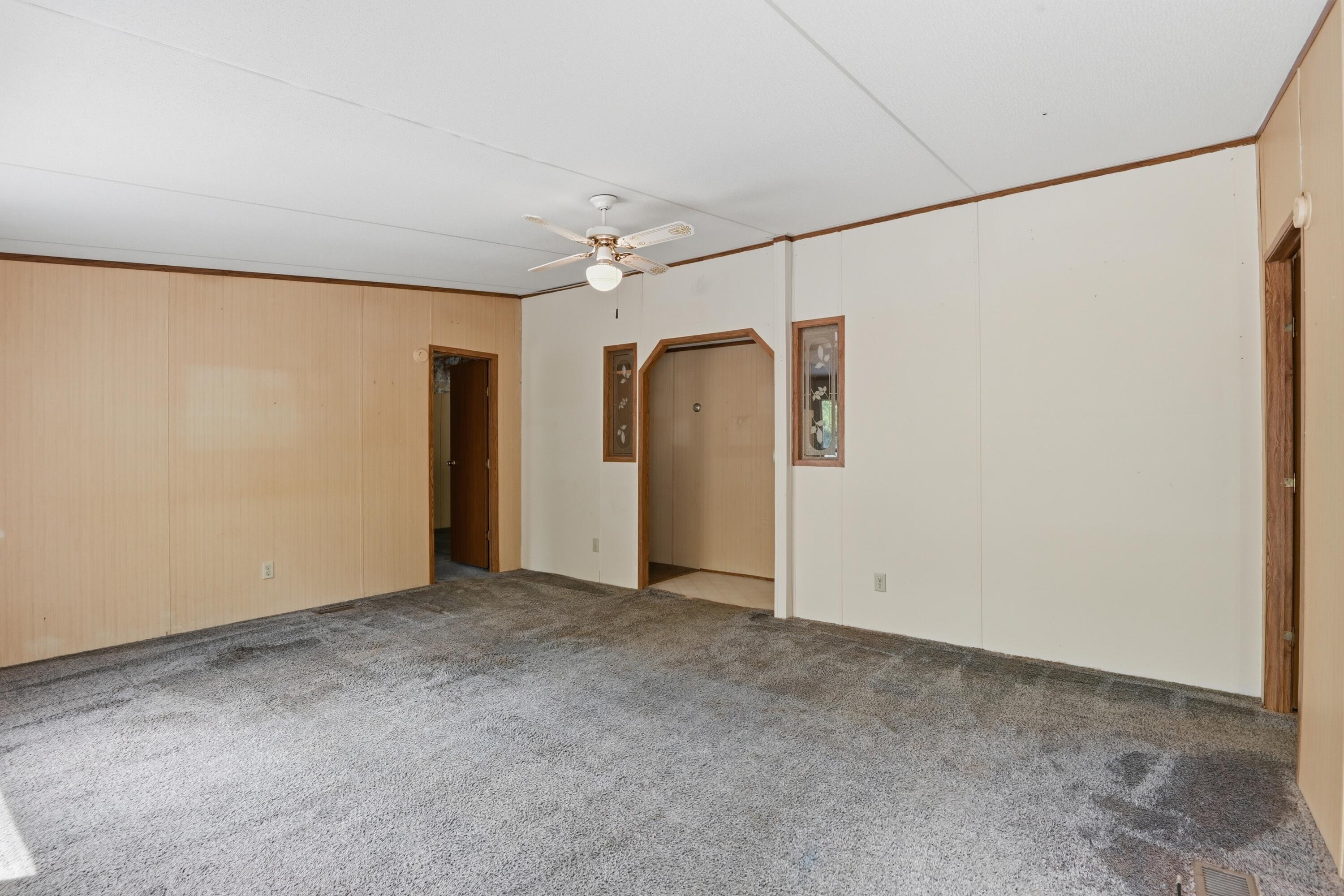 165 Chestnut Rdg Drive Southeast Callaway, VA 24067 - Photo 7 of 46 7 DSC_2074