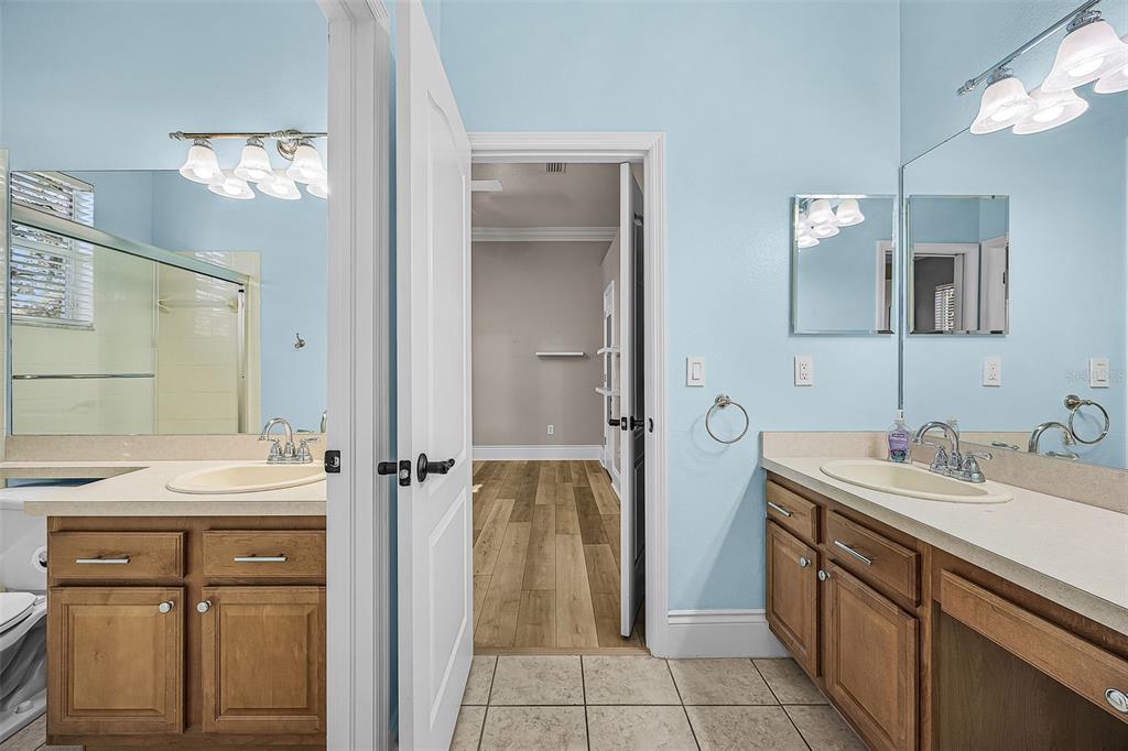 2808 Duncan Tree Circle Valrico, FL 33594 - Photo 32 of 58