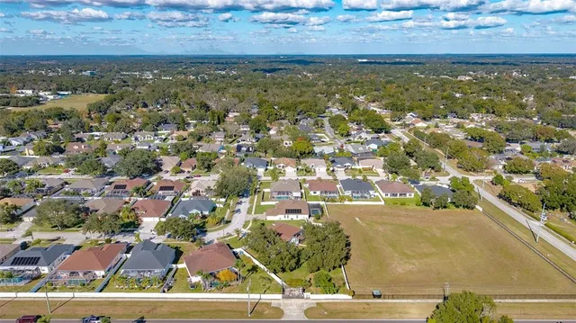 $589,999 | 2808 Duncan Tree Circle, Valrico, FL 33594