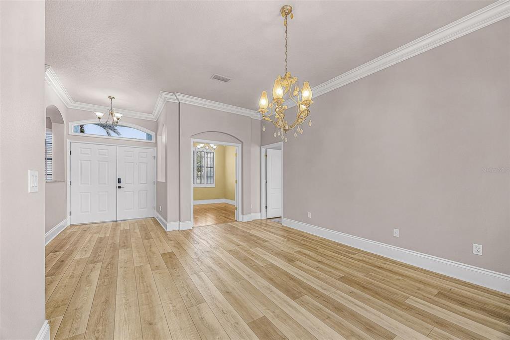 2808 Duncan Tree Circle Valrico, FL 33594 - Photo 7 of 58