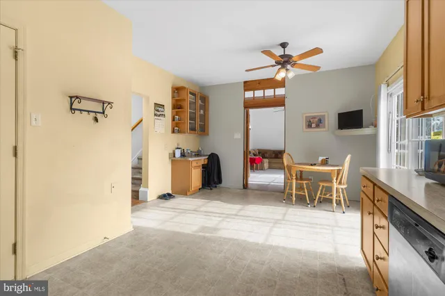 $575,000 | 5 Peacedale Court, Oxford, PA 19363