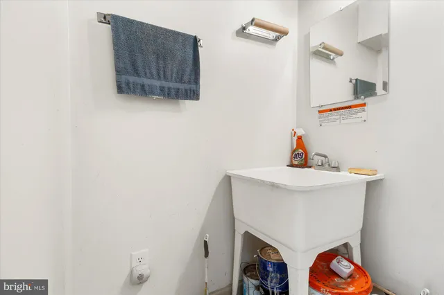 $575,000 | 5 Peacedale Court, Oxford, PA 19363