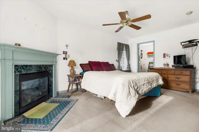 $575,000 | 5 Peacedale Court, Oxford, PA 19363