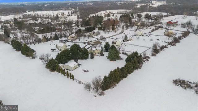 $575,000 | 5 Peacedale Court, Oxford, PA 19363