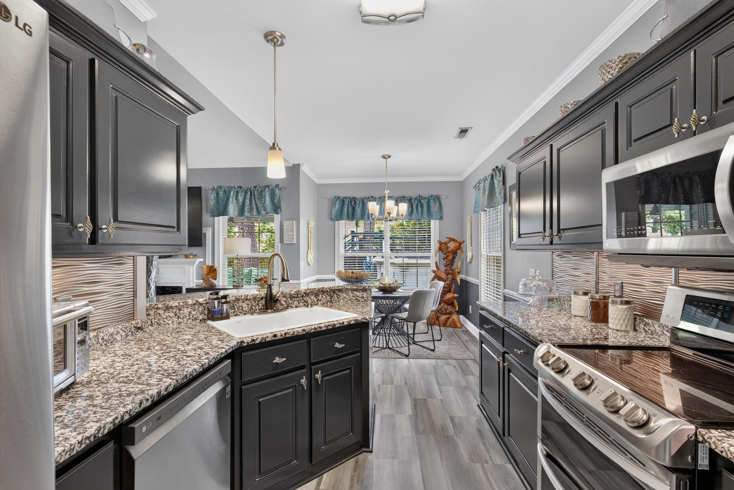 7729 Fayetteville Road North Charleston, SC 29418 - Photo 17 of 64 Kitchen