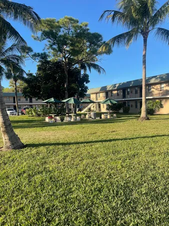 $1,200 | 1081 Southeast Monterey Road, Unit 331, Stuart, FL 34994