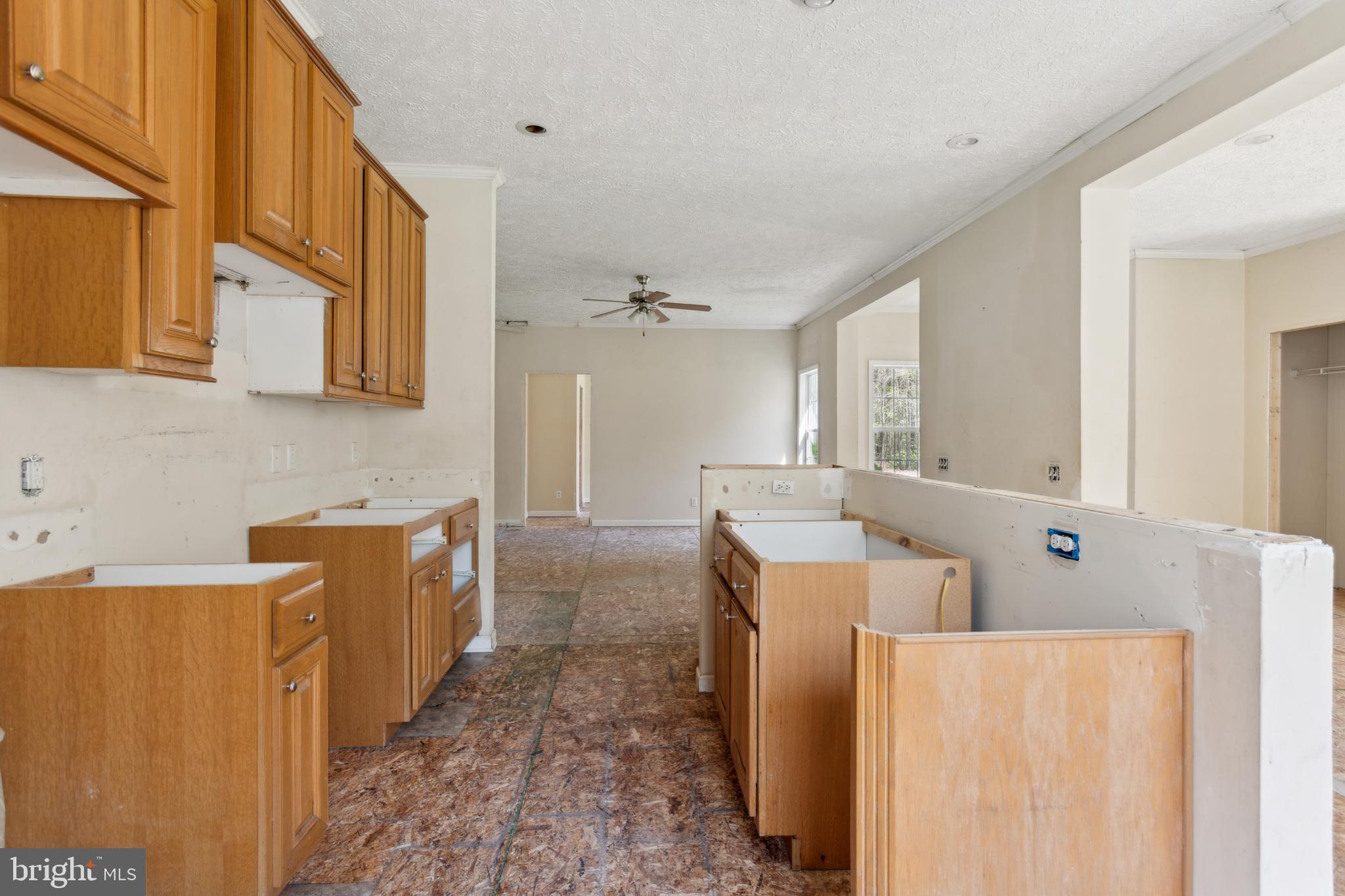 17234 Hudson Mill Road Culpeper, VA 22701 - Photo 6 of 22 Kitchen