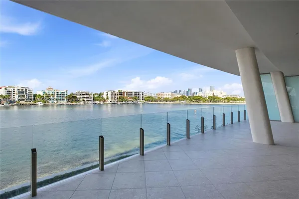 $6,000,000 | 5 Grove Isle Drive, Unit S301, Coconut Grove, FL 33133