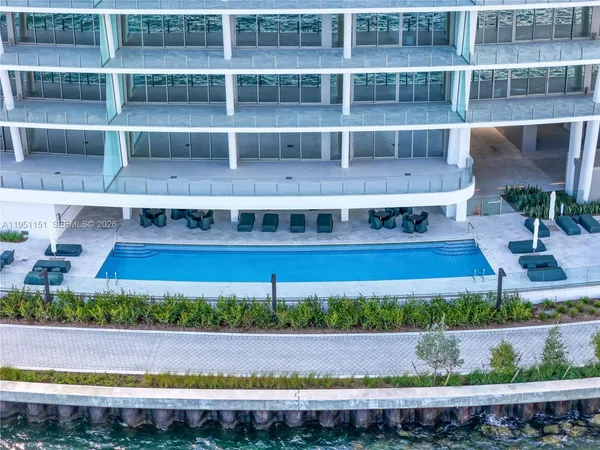 $6,000,000 | 5 Grove Isle Drive, Unit S301, Coconut Grove, FL 33133