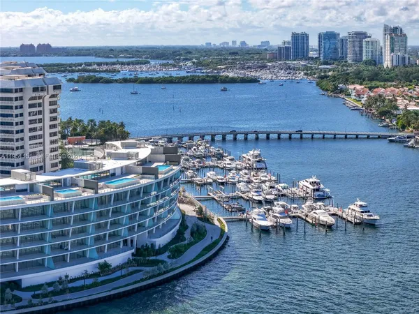 $6,000,000 | 5 Grove Isle Drive, Unit S301, Coconut Grove, FL 33133