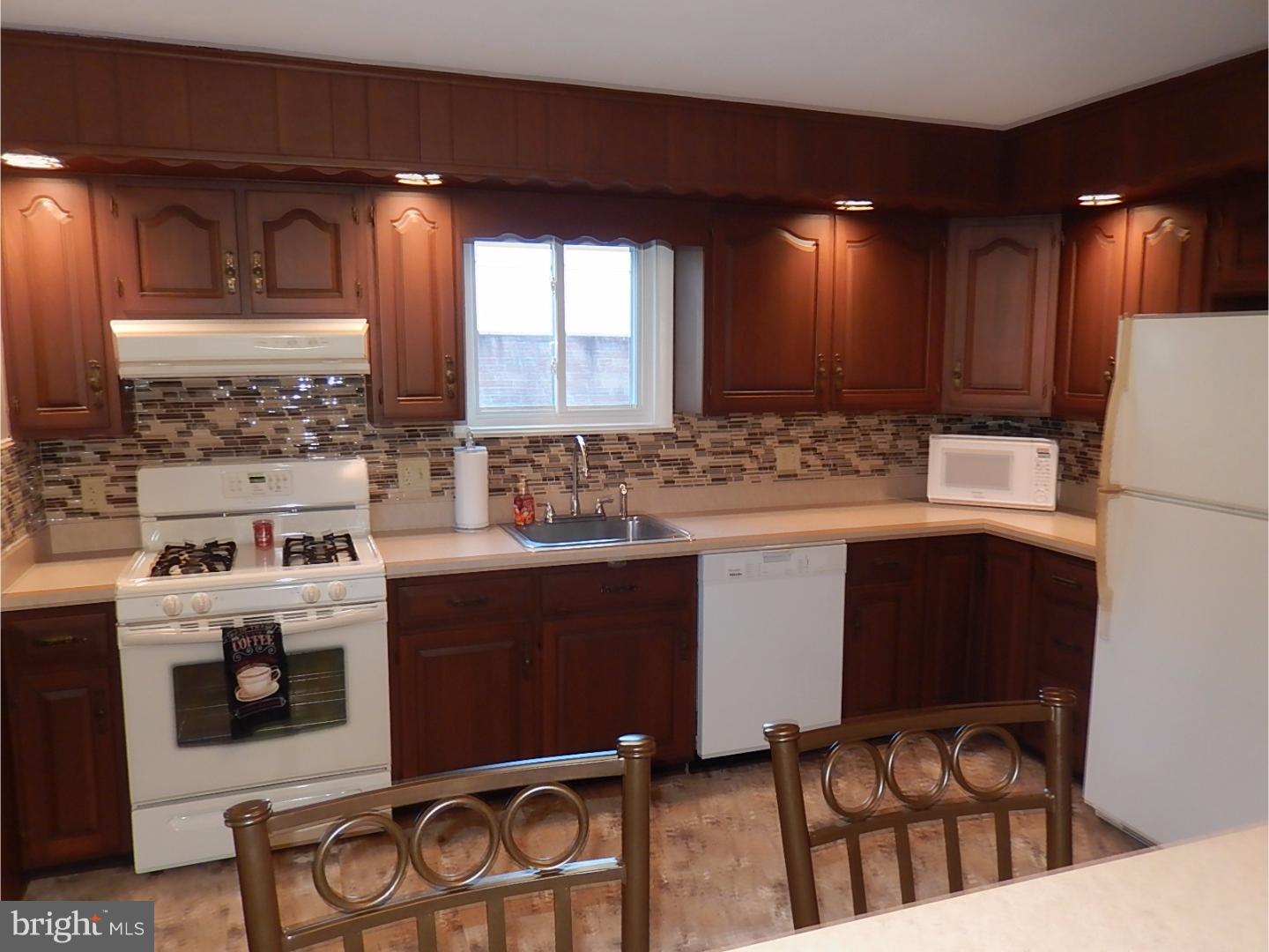 2316 Alsace Road Reading, PA 19604 - Photo 4 of 17