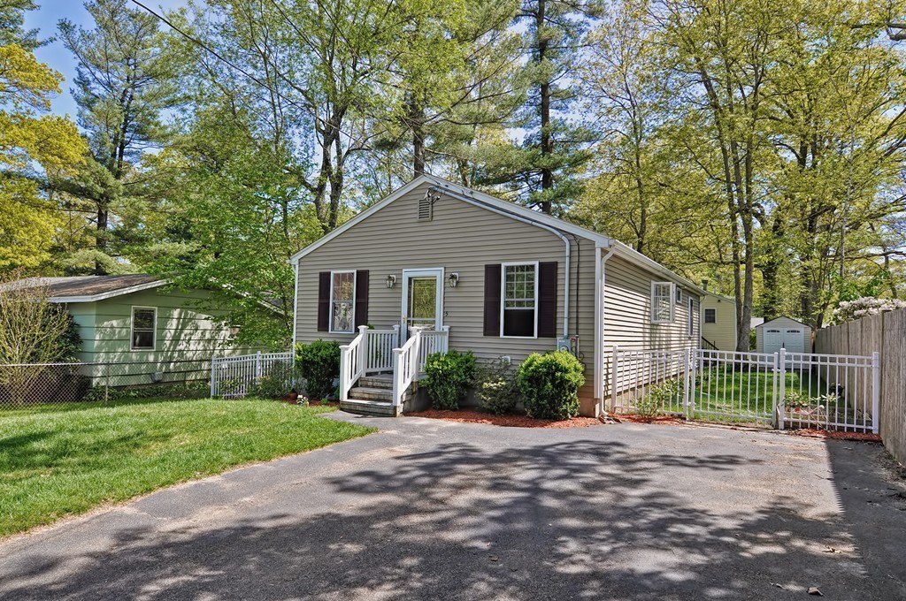 5 Indian Road Norton, MA 02766 - Photo 1 of 20 Gallery Image 1