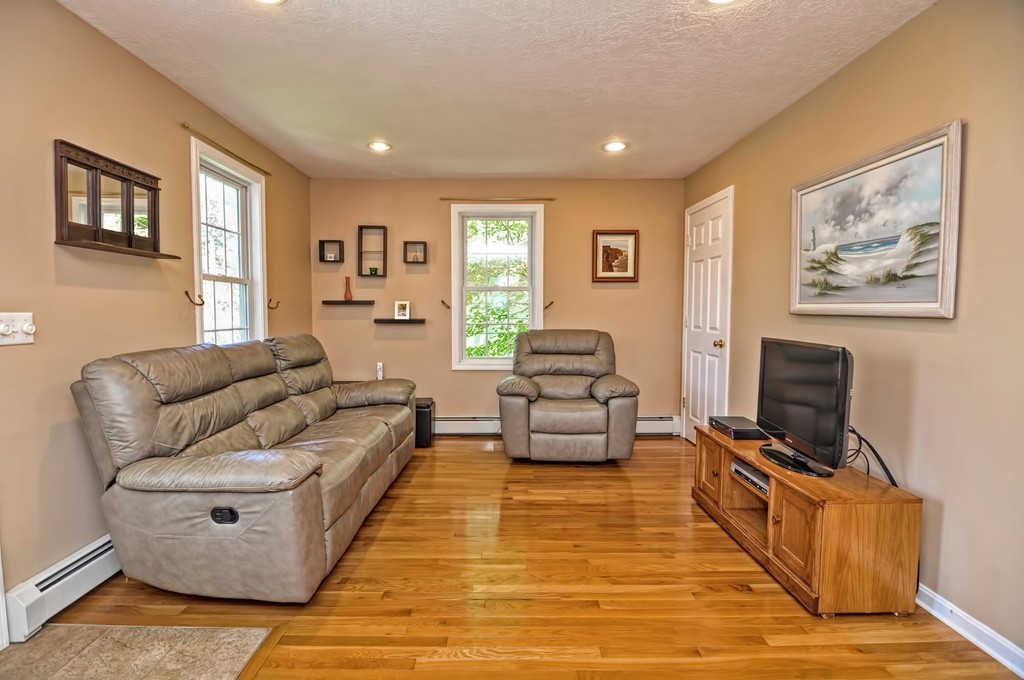 5 Indian Road Norton, MA 02766 - Photo 5 of 20 Gallery Image 5