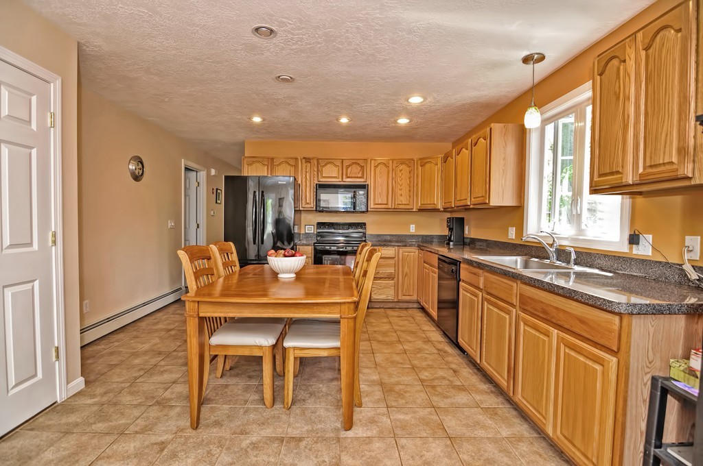 5 Indian Road Norton, MA 02766 - Photo 9 of 20 Gallery Image 9