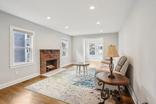 $799,000 | 33 Slade Street, Unit 1, Belmont, MA 02478