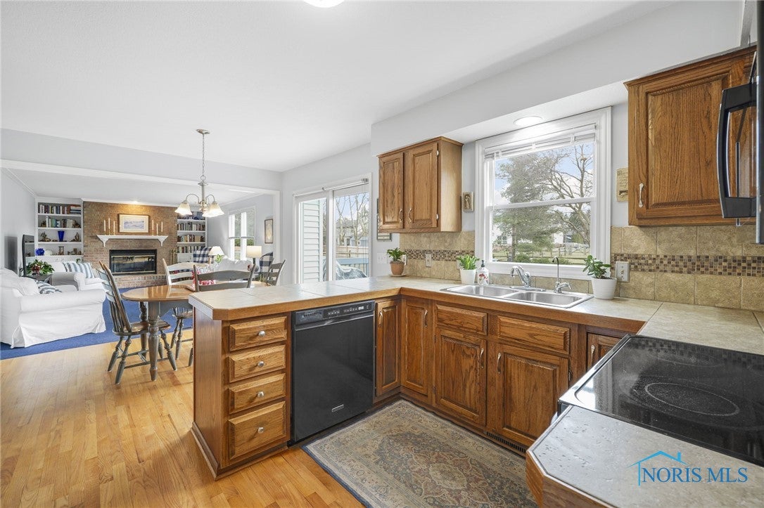 7063 Windy Hill Road Maumee, OH 43537 - Photo 5 of 35 Gallery Image 5
