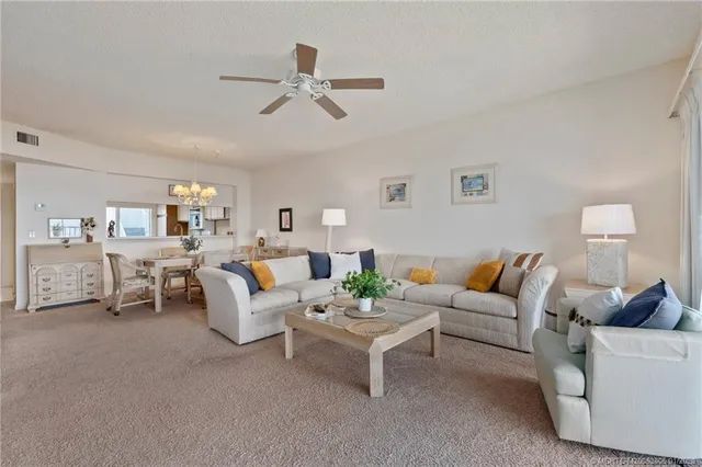 $599,000 | 164 Northeast Edgewater Drive, Unit 2105, Stuart, FL 34996