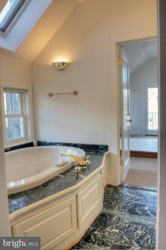 102 Spot Club Road Arnold, MD 21012 - Photo 23 of 30 Bath (Master)