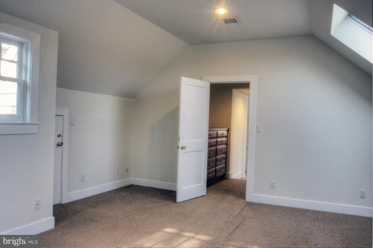 102 Spot Club Road Arnold, MD 21012 - Photo 6 of 30 Interior (General)
