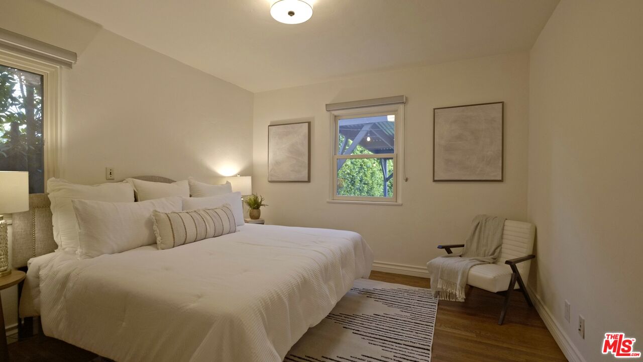 5120 Willowcrest Avenue North Hollywood, CA 91601 - Photo 11 of 31