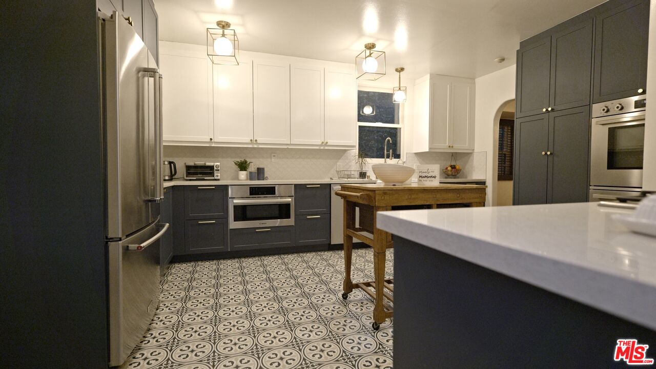 5120 Willowcrest Avenue North Hollywood, CA 91601 - Photo 19 of 31