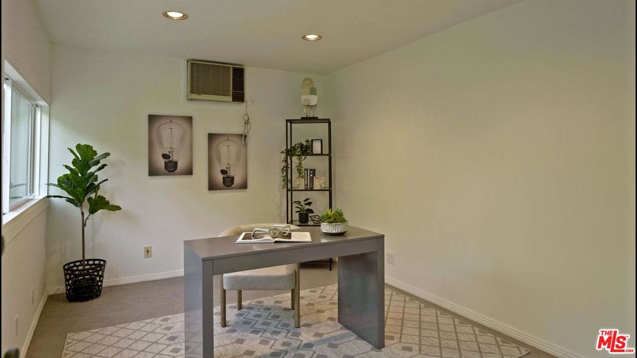 5120 Willowcrest Avenue North Hollywood, CA 91601 - Photo 26 of 31