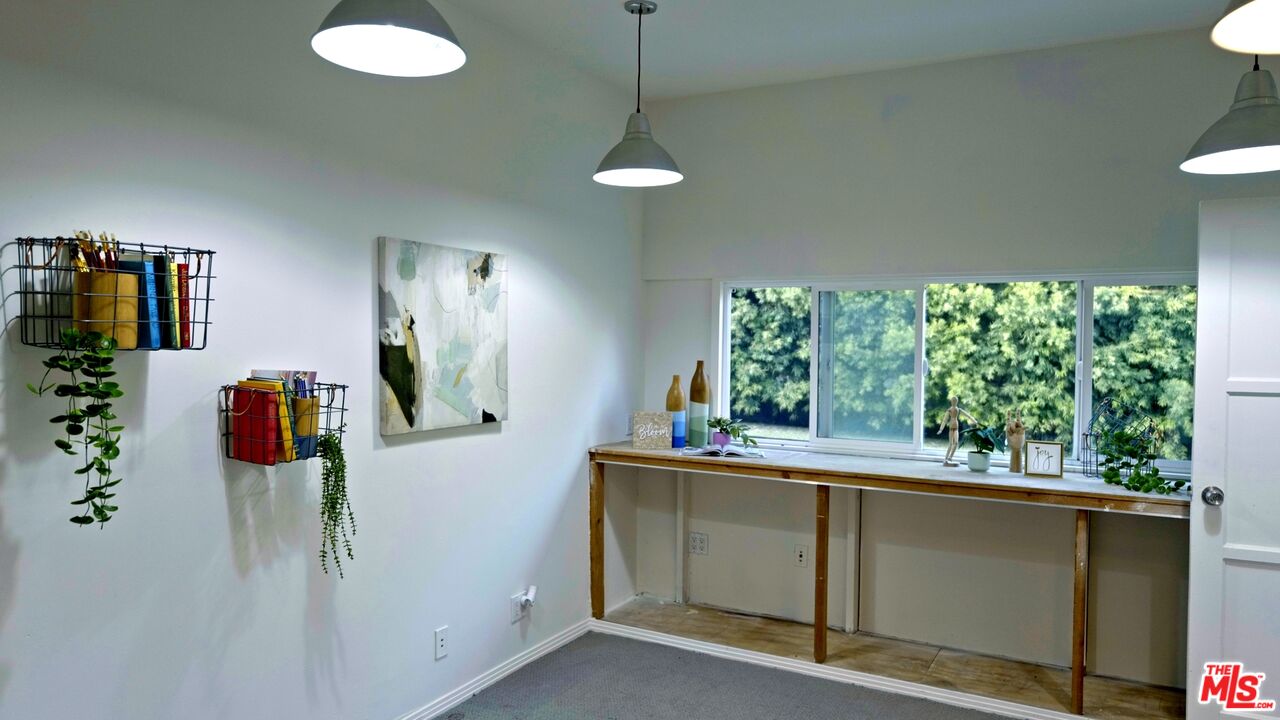 5120 Willowcrest Avenue North Hollywood, CA 91601 - Photo 29 of 31