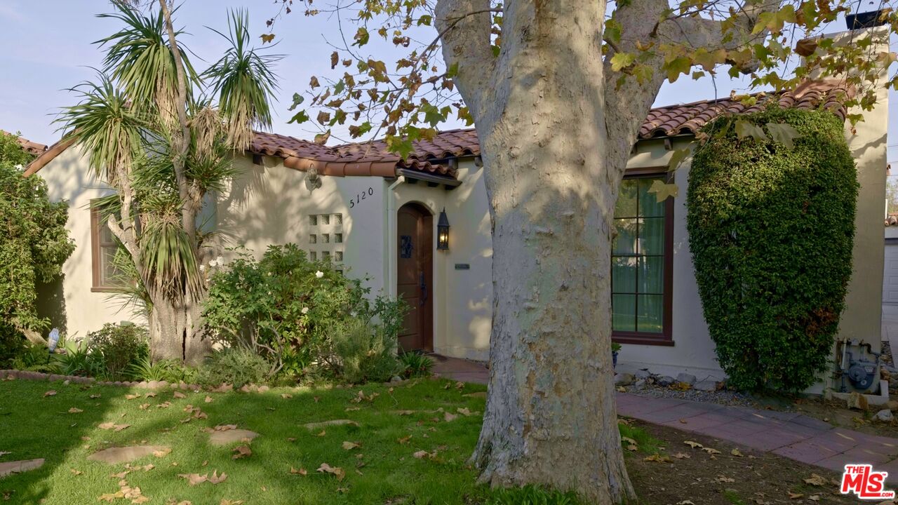 5120 Willowcrest Avenue North Hollywood, CA 91601 - Photo 4 of 31