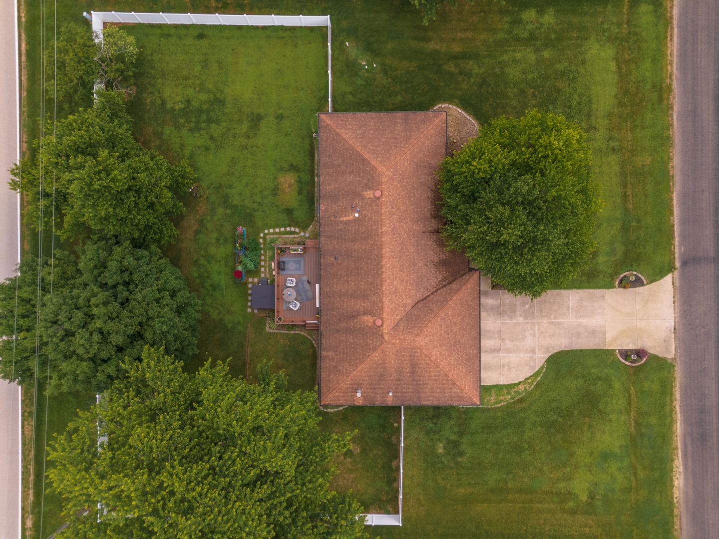 16064 Raintree Road Bloomington, IL 61705 - Photo 48 of 56 Gallery Image 48