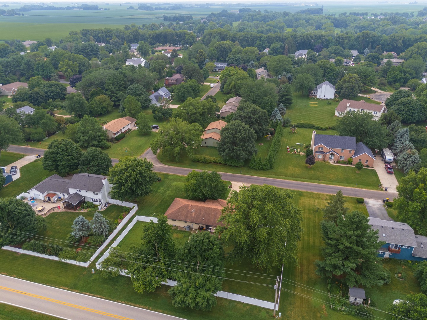 16064 Raintree Road Bloomington, IL 61705 - Photo 51 of 56 Gallery Image 51