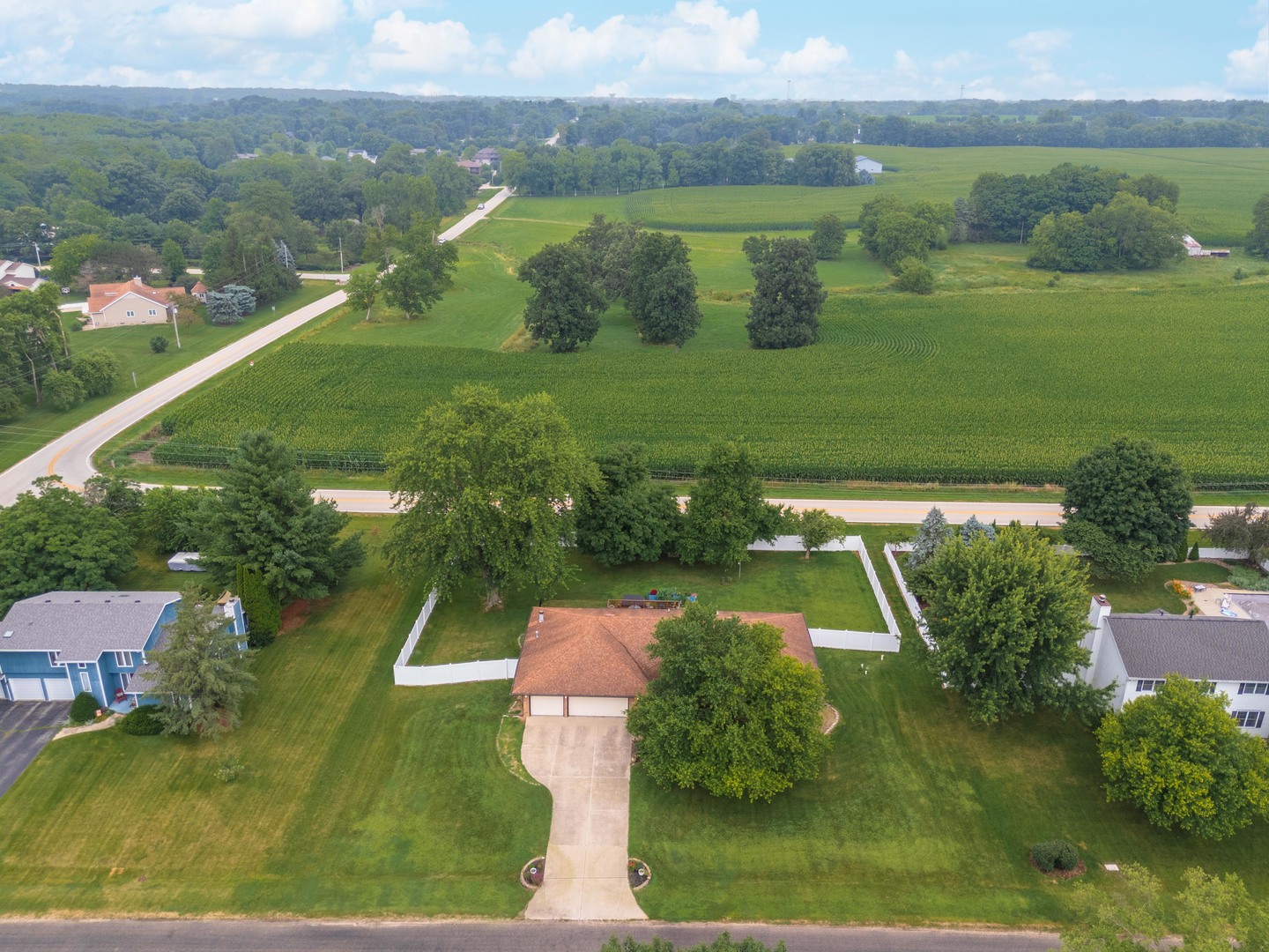 16064 Raintree Road Bloomington, IL 61705 - Photo 53 of 56 Gallery Image 53