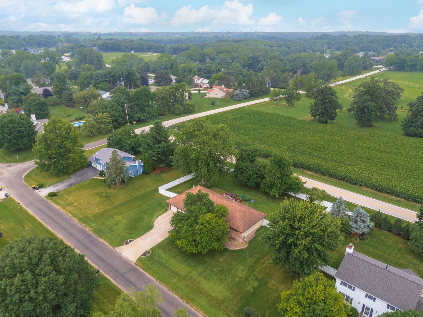 16064 Raintree Road Bloomington, IL 61705 - Photo 54 of 56 Gallery Image 54