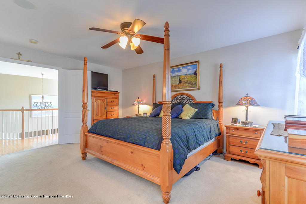 220 Commodore Road Manahawkin, NJ 08050 - Photo 26 of 39 0026__SMALL