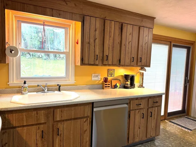 $749,000 | 70 Maverick Street, Marblehead, MA 01945