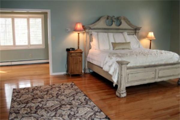 12 Wheelwright Road Medfield, MA 02052 - Photo 13 of 21 Gallery Image 13