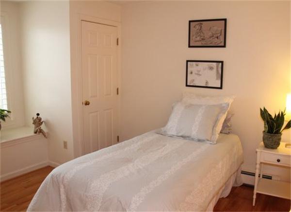 12 Wheelwright Road Medfield, MA 02052 - Photo 18 of 21 Gallery Image 18