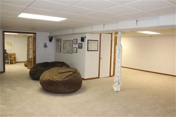 12 Wheelwright Road Medfield, MA 02052 - Photo 20 of 21 Gallery Image 20
