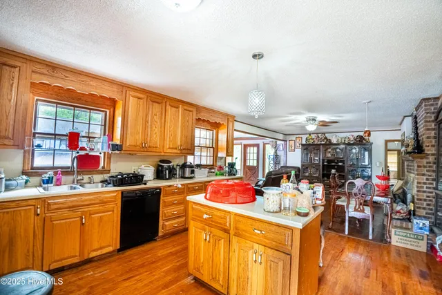 $325,000 | 801 South King Street, Laurinburg, NC 28352