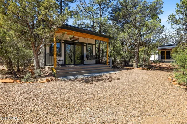 $439,900 | 2787 Deer Hill, Overgaard, AZ 85933