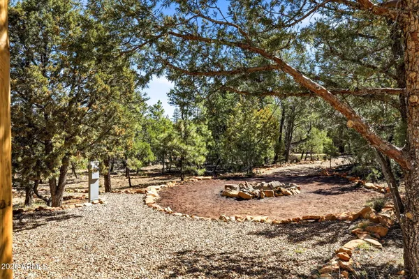 $439,900 | 2787 Deer Hill, Overgaard, AZ 85933