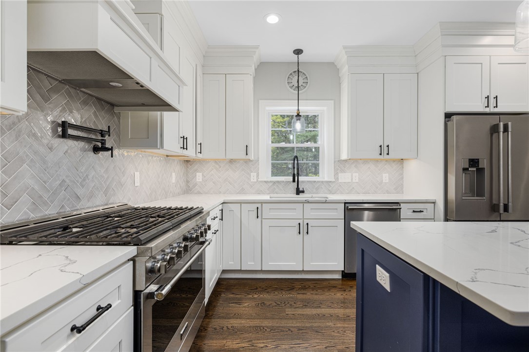 59 Club House Road Coventry, RI 02816 - Photo 8 of 44