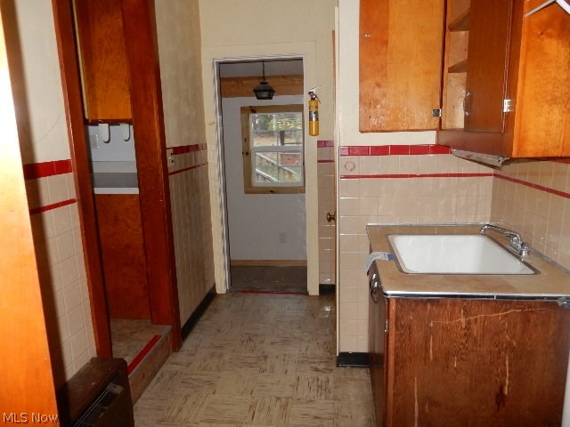 806 Howard Road Ashtabula, OH 44004 - Photo 12 of 27 Gallery Image 12