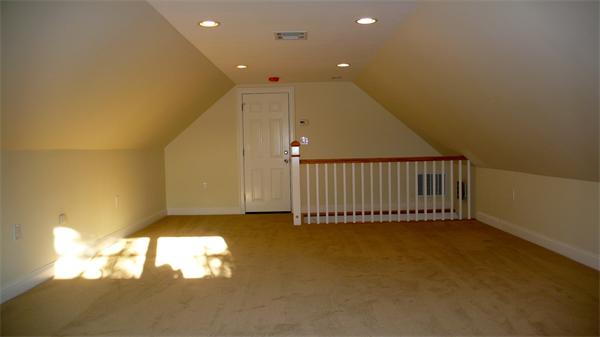 7 Oak Road Hingham, MA 02043 - Photo 6 of 20 Gallery Image 6