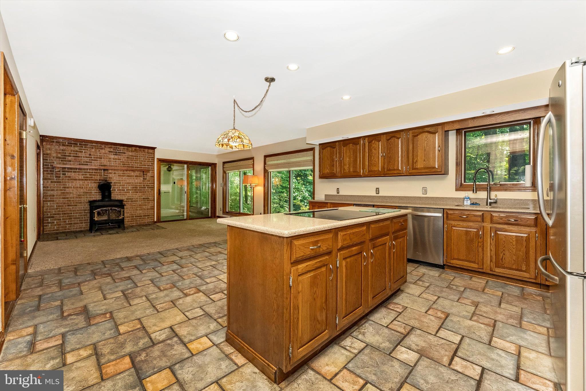 4273 Bill Moxley Road Mount Airy, MD 21771 - Photo 12 of 38 Kitchen